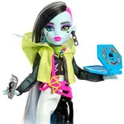 Monster High Skulltimate Neon Frights Frankie Stein Doll