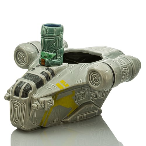 Star Wars The Mandalorian with Grogu and Razor Crest 55 oz. Punch Bowl Set