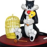 Looney Tunes Tweety Bird and Sylvester 1:6 Scale LE Diorama