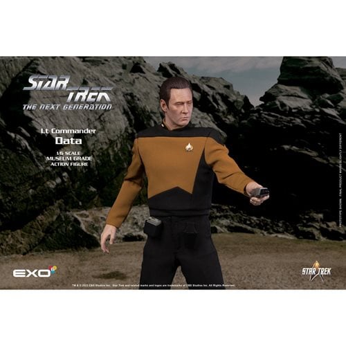 Star Trek: The Next Generation Lieutenant Commander Data Essential Version 1:6 Scale Action Figure