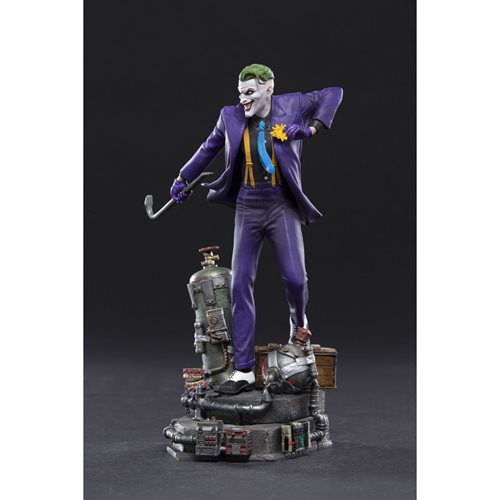 Batman The Joker Regular Art 1:10 Scale Statue