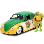 TMNT VW Beetle 1:24 Metal Vehicle with Michelangelo Figure