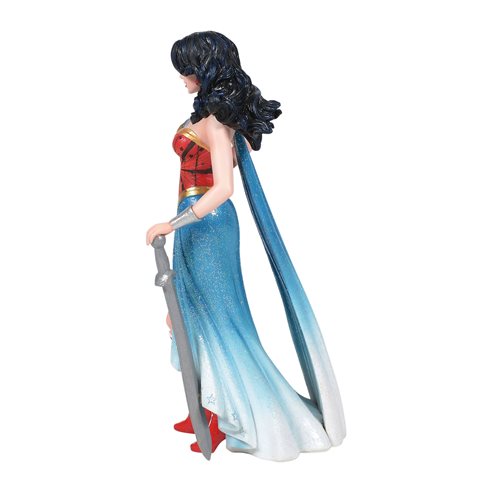 DC Comics Wonder Woman Couture de Force Statue