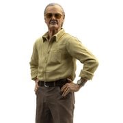 Stan Lee Pow! Legacy Replica 1:4 Scale Limited Edition Statue