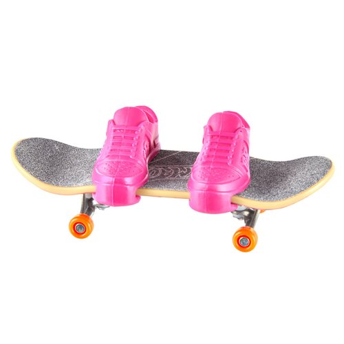 Hot Wheels Skate Fingerboard Singles 2024 Mix 4 Case of 16