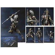 Alien vs. Predator Wolf Predator SH MonsterArts Die-Cast Metal Action Figure