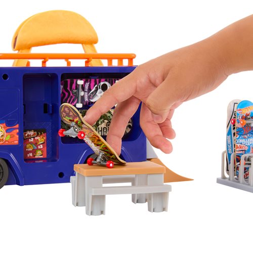 Hot Wheels Skate Taco Truck Play Case