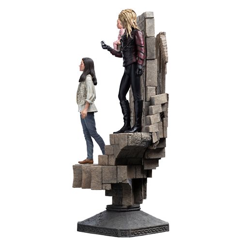 Labyrinth Sarah and Jareth in the Illusionary Maze 1:6 Scale Statue
