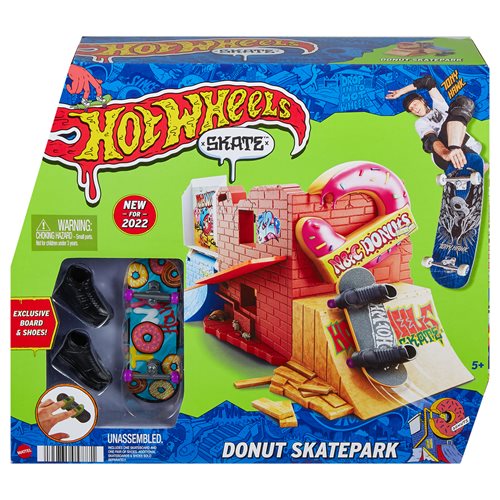 Hot Wheels Skate Drop In Skate Set Case of 3