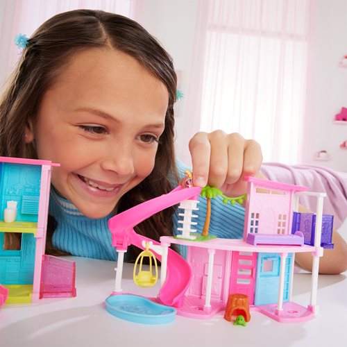 Mini BarbieLand Dreamhouse 1