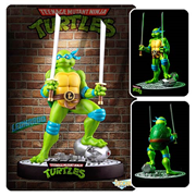 Teenage Mutant Ninja Turtles Leonardo on Defeated Mouser Statue