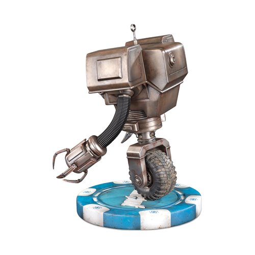 Fallout Amazon Victor the Securitron Statue