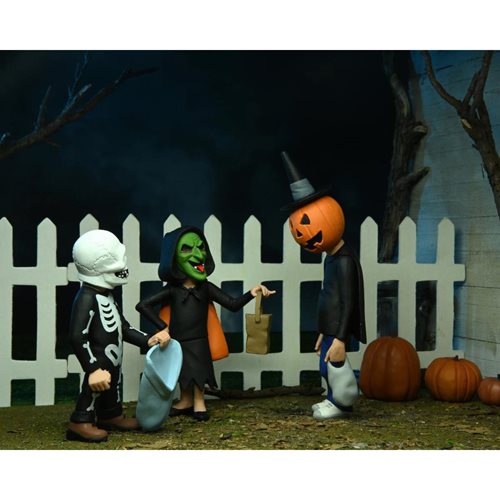 Halloween 3: Season of the Witch Toony Terrors Trick or Treaters 6-Inch Scale Action Figure 3-Pack