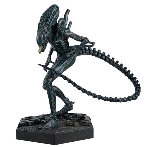 Alien and Predator Collection Xenomorph Warrior Figure