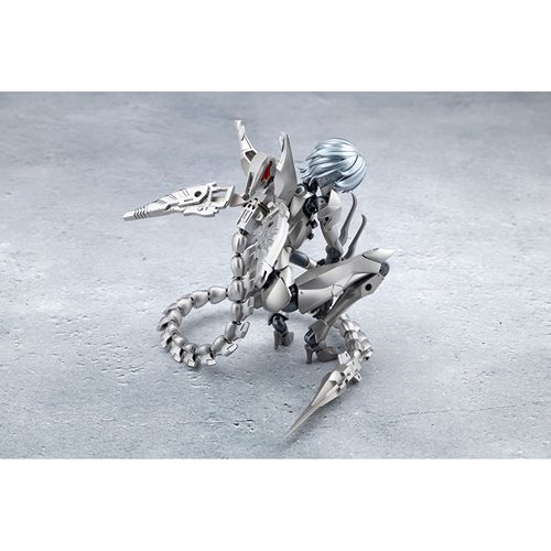 Megalomaria Unlimited Universe Wreckage Hunter Model Kit