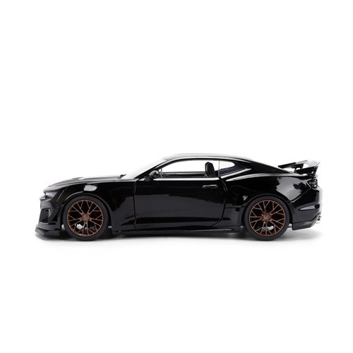Fast and the Furious 2024 Chevrolet Camaro ZL1 1LE 1:24 Scale Die-Cast Metal Vehicle