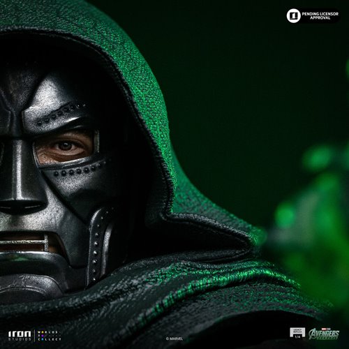 Avengers: Doomsday Doctor Doom Legacy Replica 1:4 Limited Edition Statue