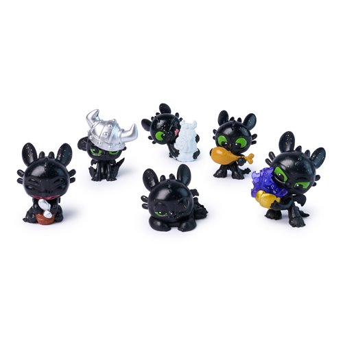 How to Train Your Dragon Toothless Tails: Berk Adventures Mini-Figure Blind Box Case of 24