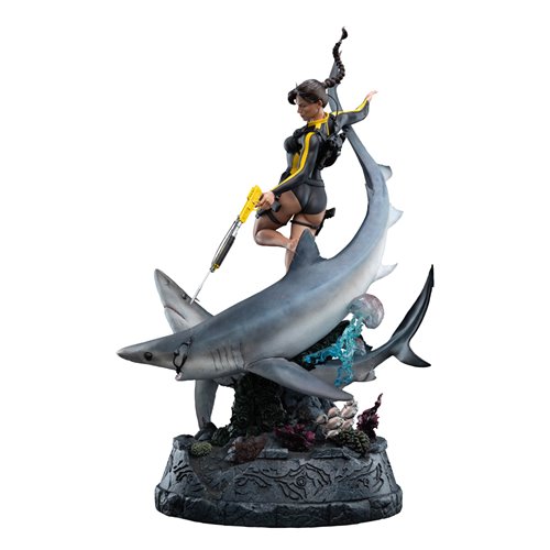 Tomb Raider Lara Croft Quest for Avalon Limited Edition 1:4 Scale Statue