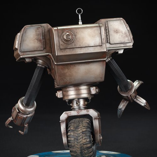 Fallout Amazon Victor the Securitron Statue