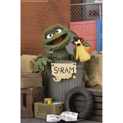 Sesame Street Ultimate Oscar the Grough 7-Inch Scale Action Figure