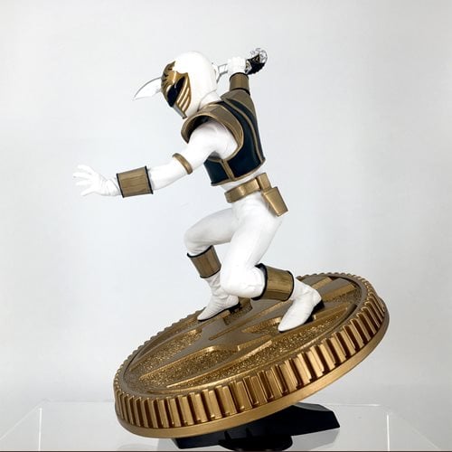 Mighty Morphin Power Rangers White Ranger 1:8 Scale Statue