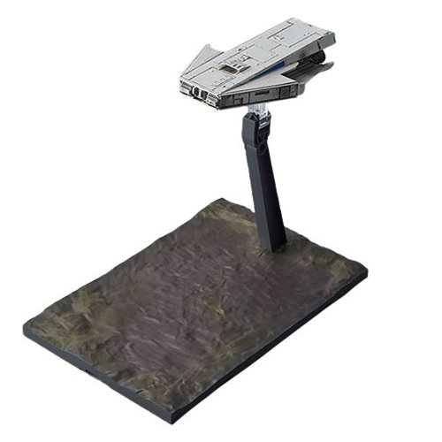 Star Wars: Solo Millennium Falcon Lando Calrissian Ver. 1:144 Scale Plastic Model Kit
