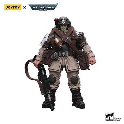 Joy Toy Warhammer 40,000 Astra Militarium Cadian Command Squad Veteran with Medi-Pack 1:18 Scale Act
