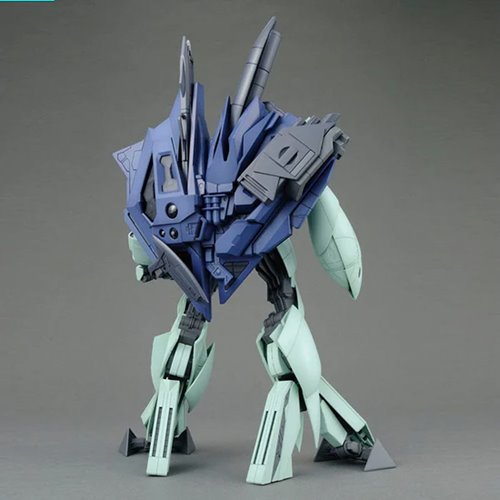 Turn A Gundam Turn X Gundam Master Grade 1:100 Scale Model Kit