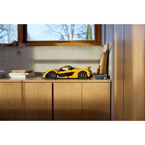 LEGO Technic 42172 McLaren P1