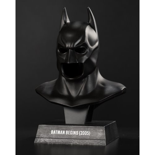 DC Direct Prop Replica Wave 2 Batman Begins 1:3 Scale Cowl