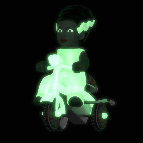 Universal Monsters Bride of Frankenstein Glow-in-the-Dark Super