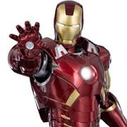 Marvel Infinity Saga Iron Man Mark 7 DLX Action Figure