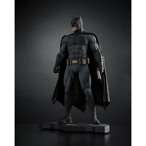 DC Direct Batman v Superman: Dawn of Justice Movie Batman 1:6 Scale Resin Statue