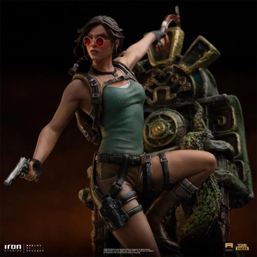 Tomb Raider Lara Croft 1:10 Deluxe Art Scale Limited Edition Statue