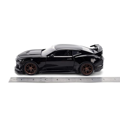 Fast and the Furious 2024 Chevrolet Camaro ZL1 1LE 1:24 Scale Die-Cast Metal Vehicle