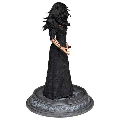 The Witcher: Yennefer Statue