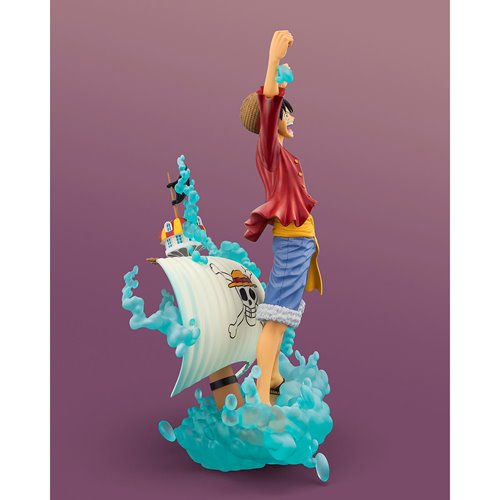 One Piece STARtune Monkey D Luffy Setting Out For The New World FiguartsZERO Statue