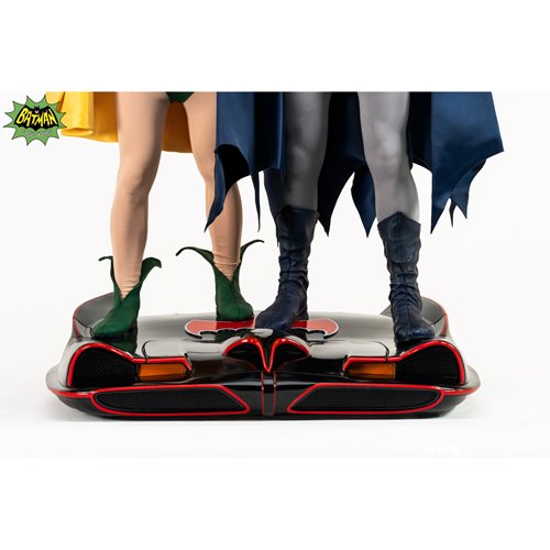 Batman 1966 Classic TV Series Batman and Robin 1:4 Scale Resin Statue