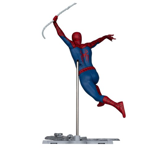 Marvel Studios Wave 1 Spider-Man: Brand New Day Spider-Man 1:10 Scale Posed Figure with Scene