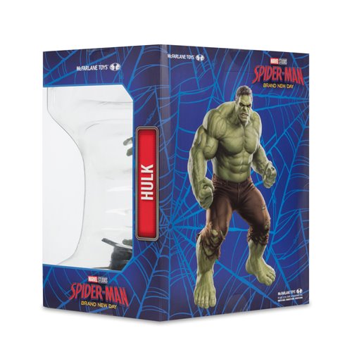 Marvel Studios Wave 1 Spider-Man: Brand New Day Hulk 1:10 Scale Posed Figure with Scene