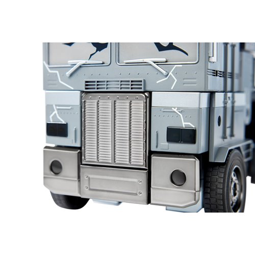 Transformers Fallen Leader Optimus Prime Flagship Auto-Converting Robot