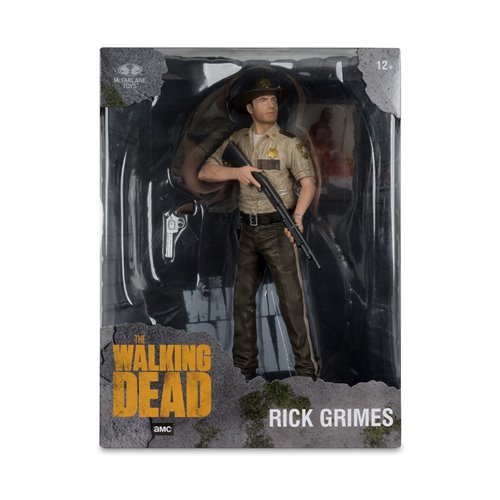 The Walking Dead Rick Grimes 1:8 Scale Posed Figure
