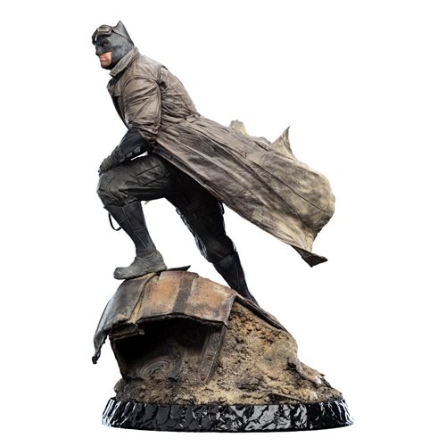 Zack Snyder's Justice League Batman 1:4 Scale Statue