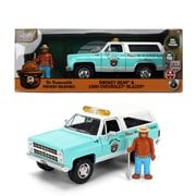 Hollywood Rides Smokey Bear 1980 Chevrolet Blazer 1:24 Scale Die-Cast Metal Vehicle with Smokey Bear Figure