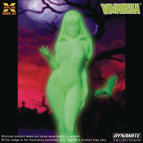 Vampirella Glow-in-the-Dark Edition 1:8 Scale Plastic Model Kit