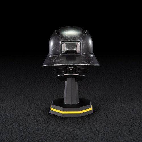 Helldivers 2 Field Chemist Helmet 1:4 Scale Prop Replica