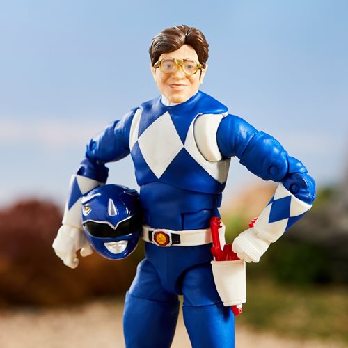 Power Rangers Lightning Collection Mighty Morphin Blue Ranger 6-Inch Action Figure