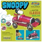 Peanuts Snoopy and his Classic Race Car Motorized Model Kit