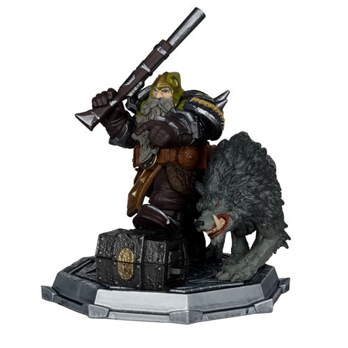 World of Warcraft Wave 2 Dwarf Hunter Beast Master and Marksman 1:12 Scale Posed Figure